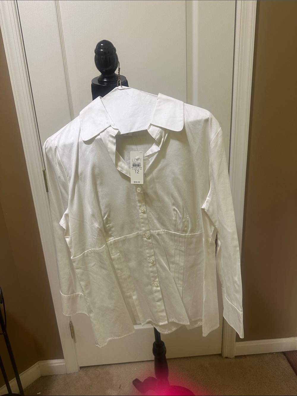 LOFT White Long-Sleeve Button-Up Shirt with Princess Seams
